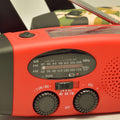 Hand Crank Solar Emergency Radio – AM/FM/Weather Band + Flashlight